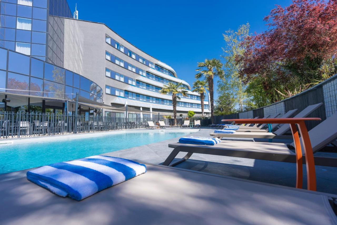 Novotel Poitiers Site Du Futuroscope Шасней дю Пуату Екстериор снимка
