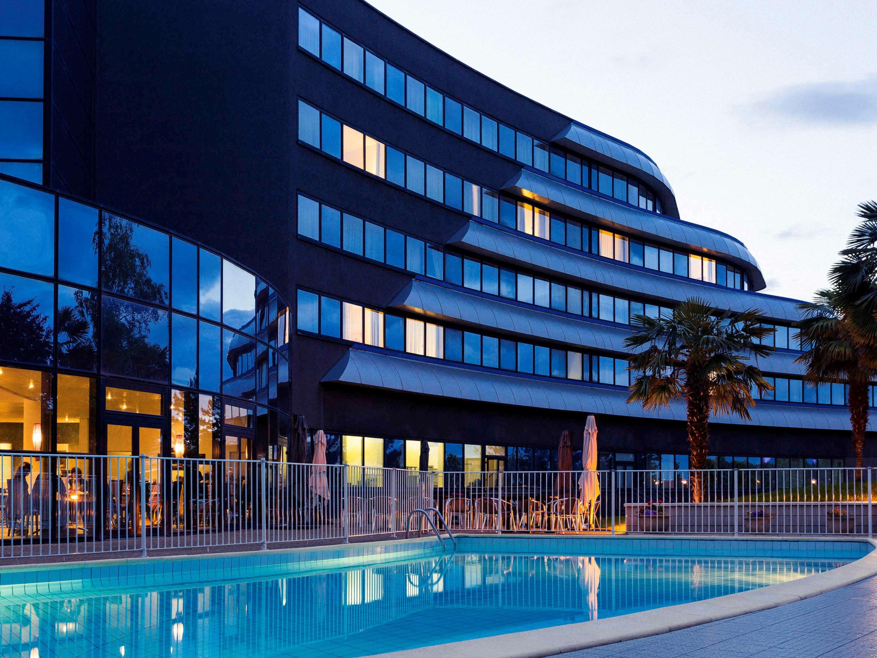 Novotel Poitiers Site Du Futuroscope Шасней дю Пуату Екстериор снимка